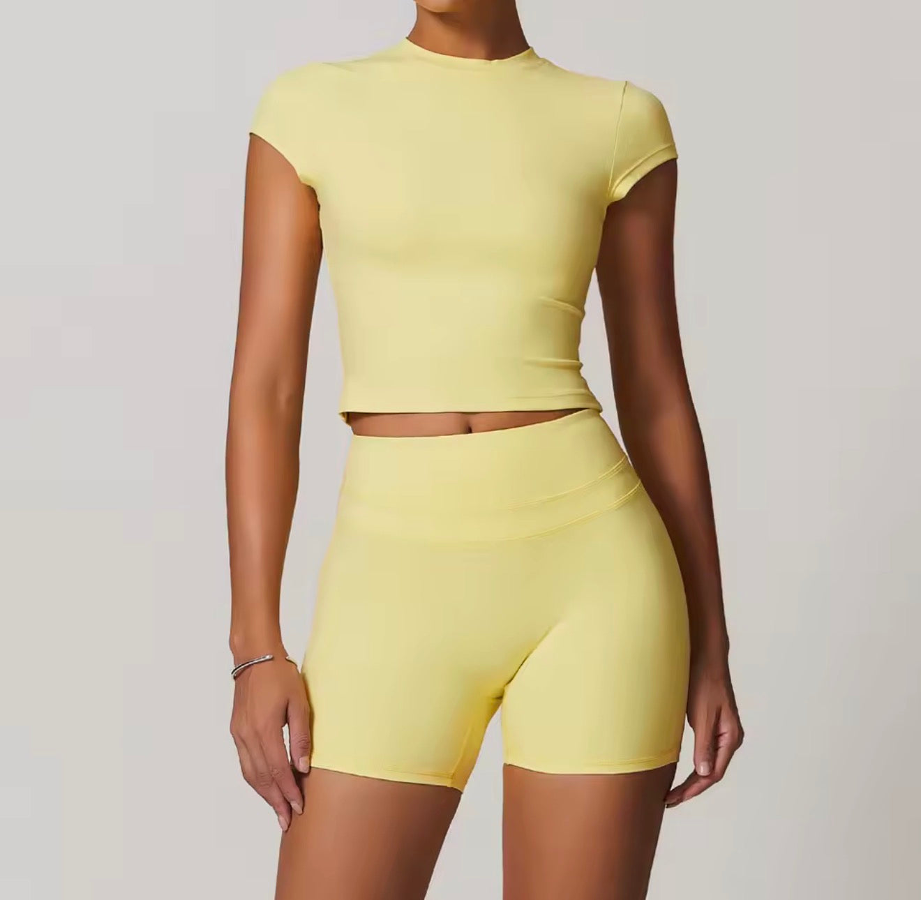 Aaliyah set short - yellow